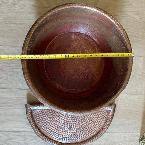 Handmade Round Copper Pedicure Bowl 20" with Removable Copper Footrest - Picture 3 of 5